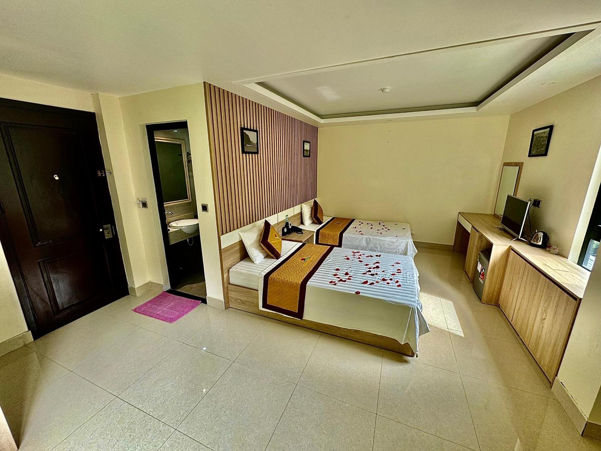 Sunflower Catba Hotel Dong Khe Sau ภายนอก รูปภาพ