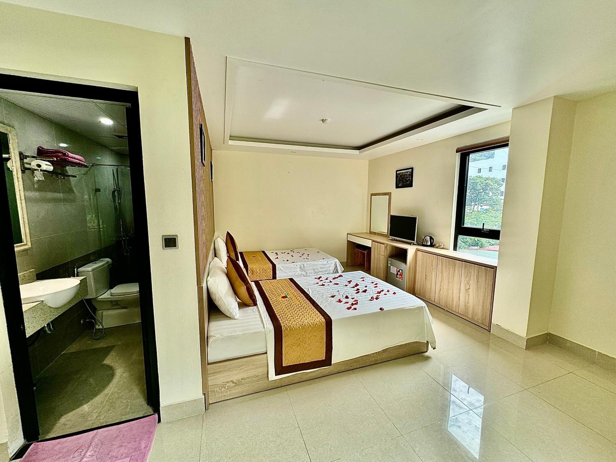 Sunflower Catba Hotel Dong Khe Sau ภายนอก รูปภาพ